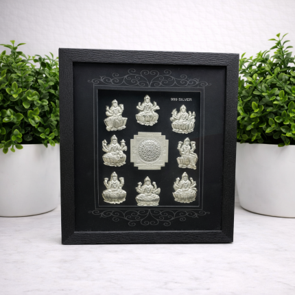 silver photo frame