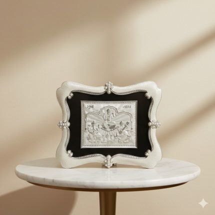 silver photo frame